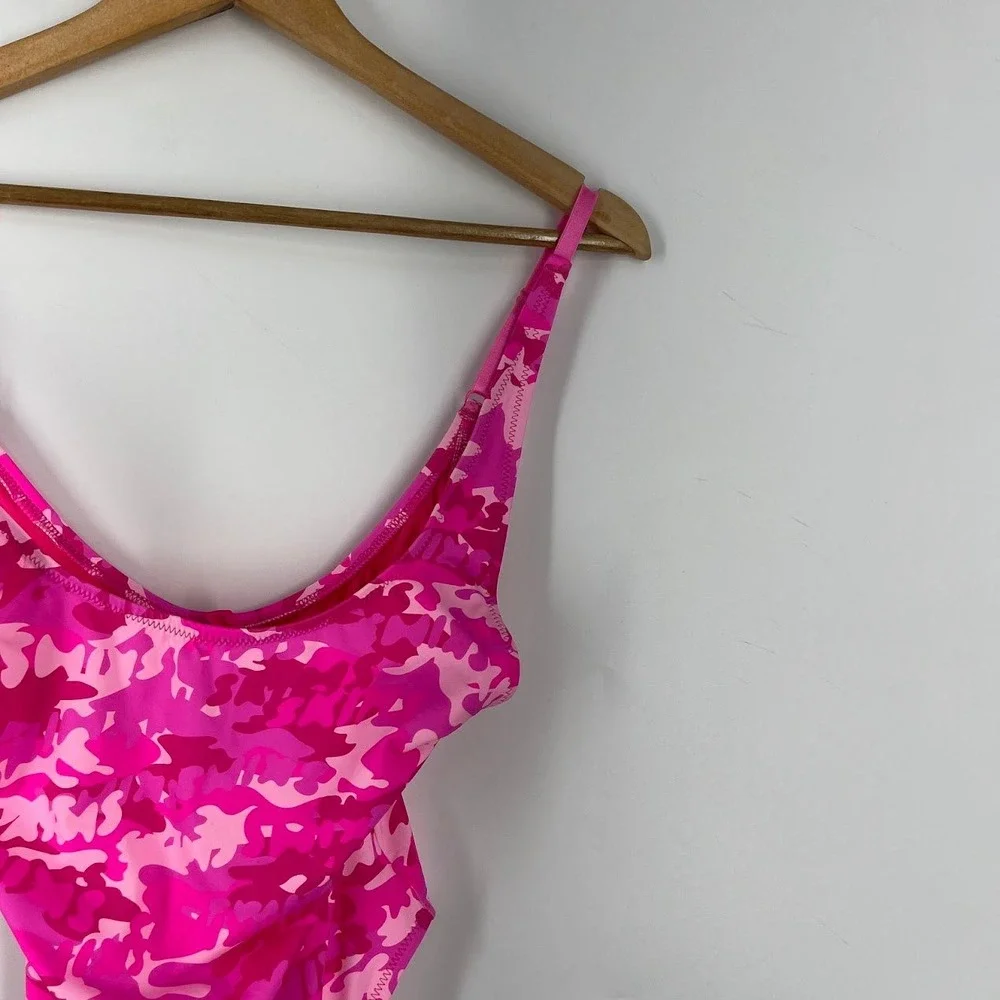 SKIMS Recycled Swim‎ Scoop Neck One Piece Pink Camo Swimsuit Women's M NWT